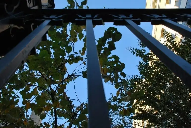 crop fence installer